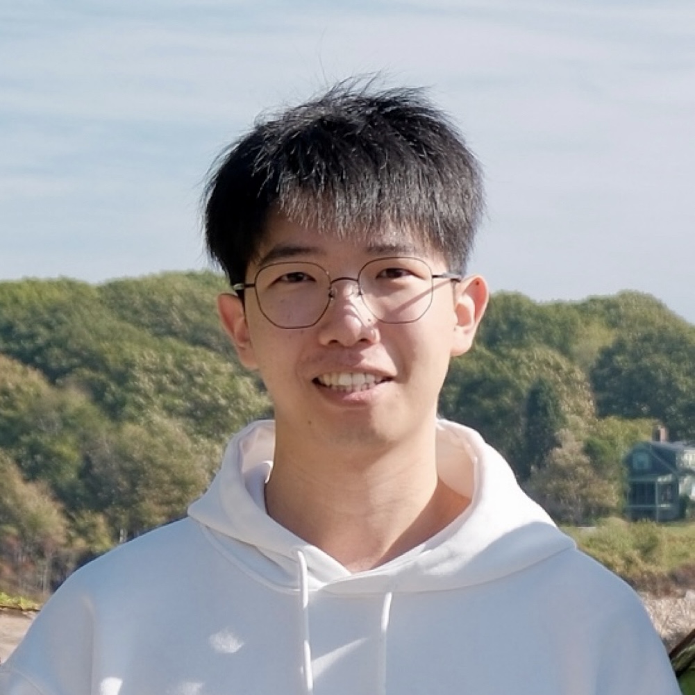 Portrait of Yupeng Hou